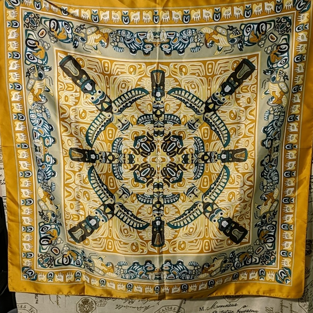 Oscardo Scarf Aesotica by Eleanor Paine